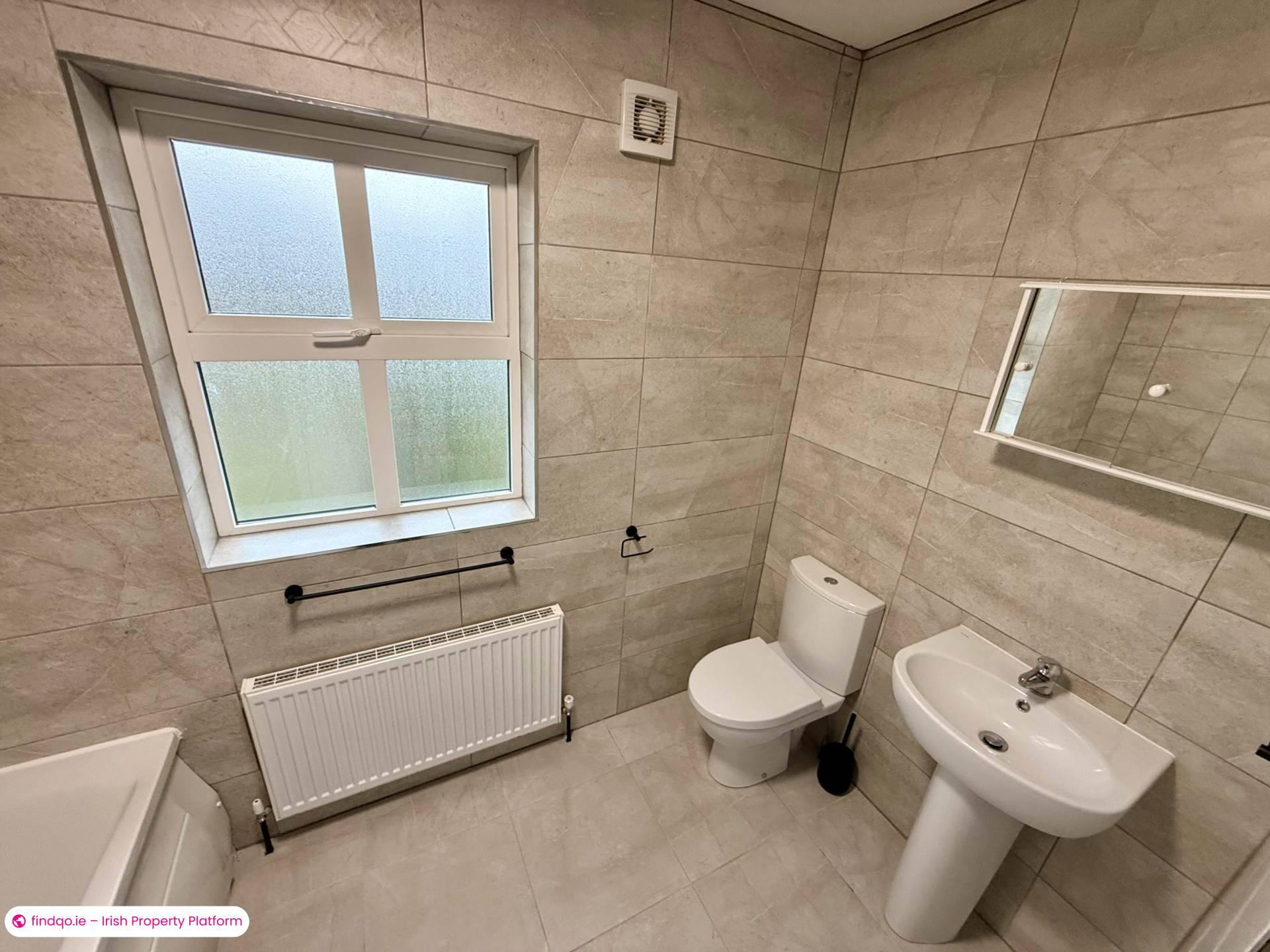 Semi-detached house for Sale in Knock, Clare