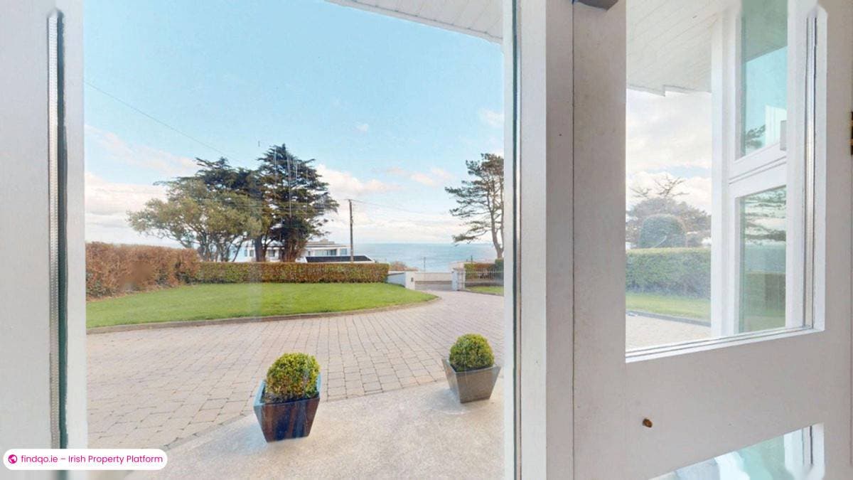 Detached house for Sale in Howth, Dublin 13