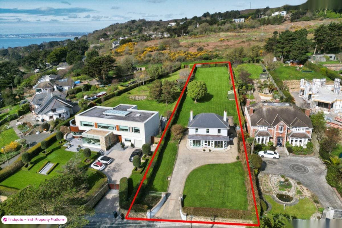 Detached house for Sale in Howth, Dublin 13