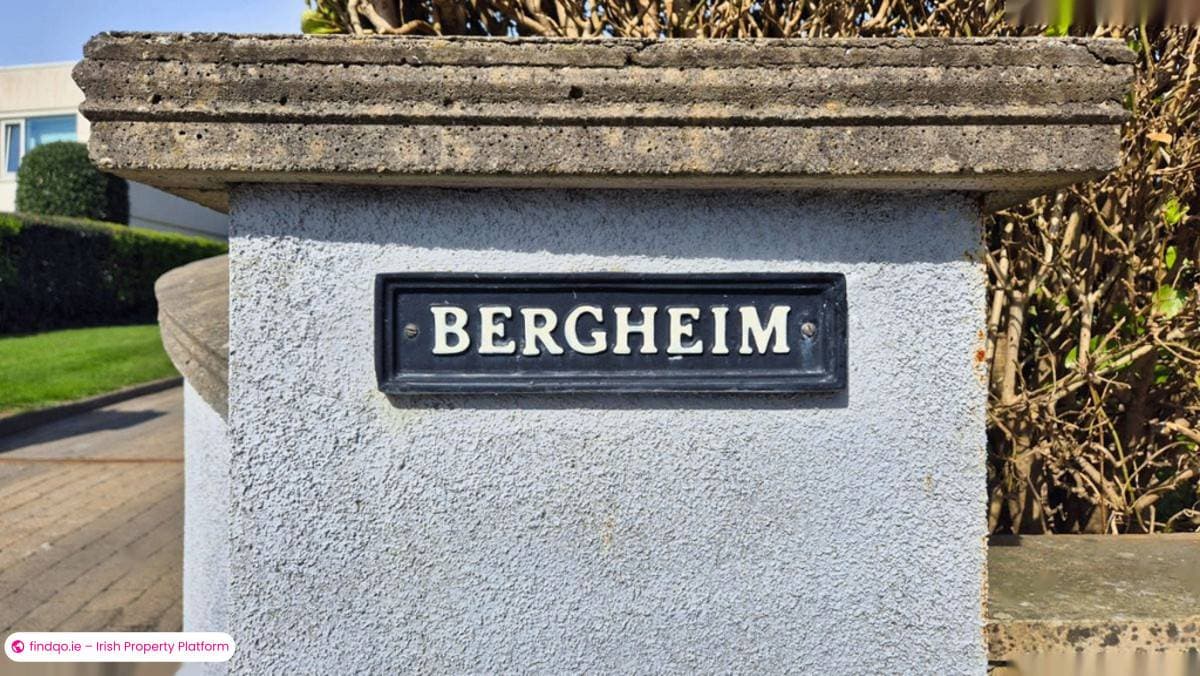 Detached house for Sale in Howth, Dublin 13