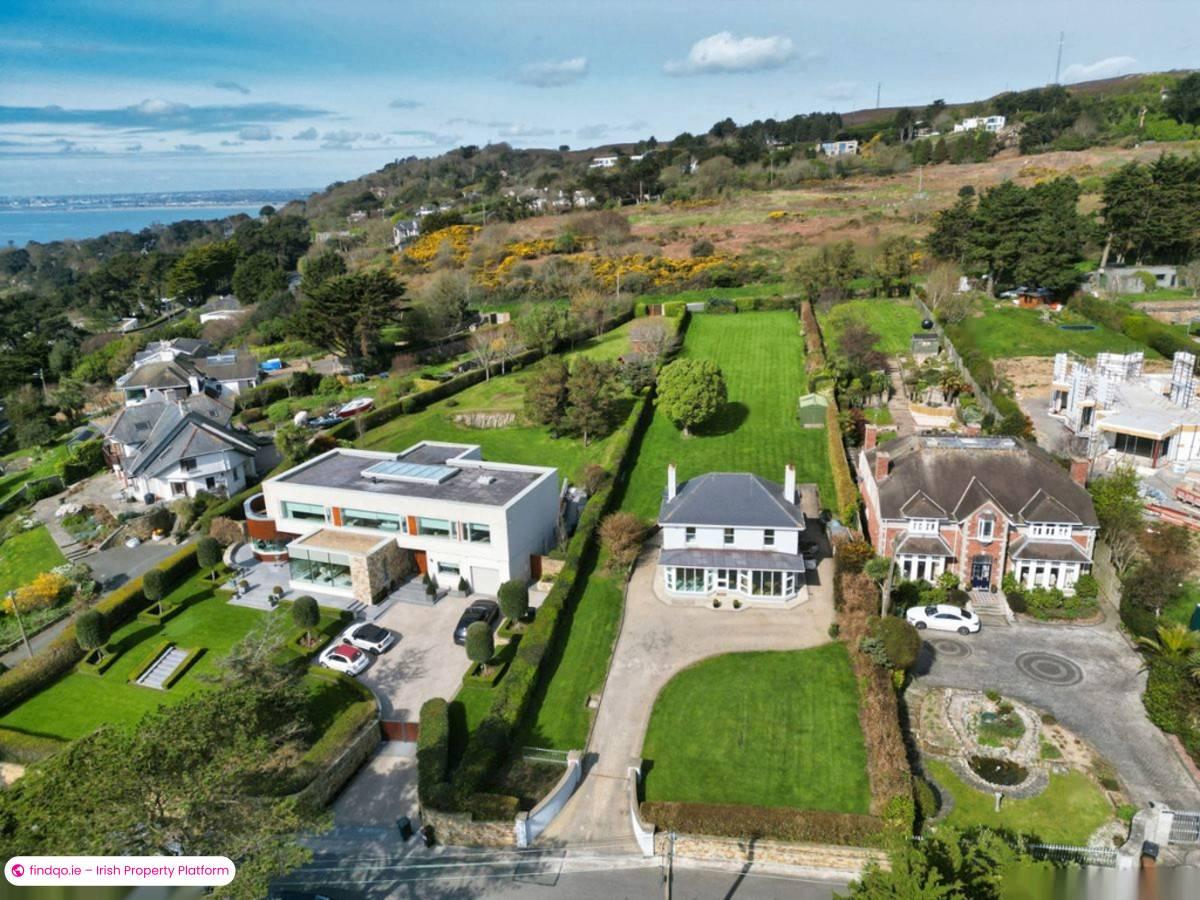 Detached house for Sale in Howth, Dublin 13