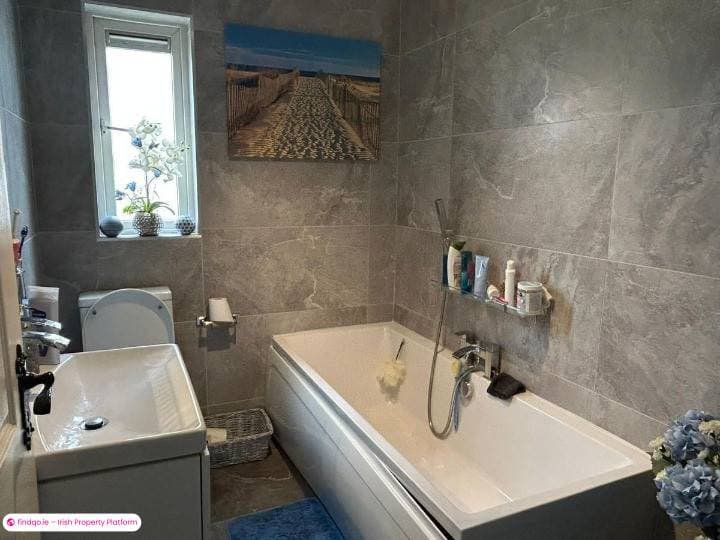 Semi-detached house for Sale in Kinnegad, Westmeath