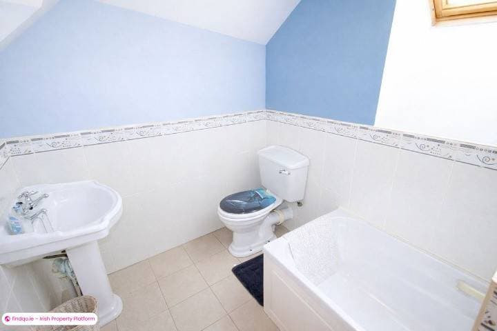 Detached house for Sale in Carnew, Wicklow