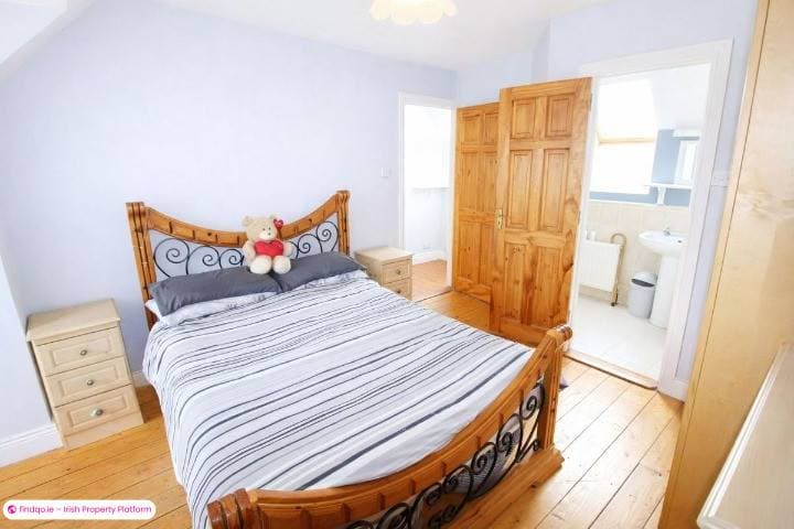 Detached house for Sale in Carnew, Wicklow