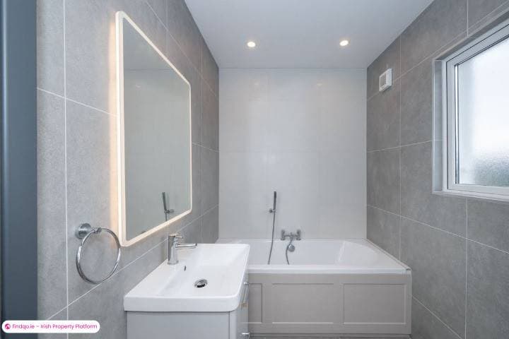 Semi-detached house for Sale in Douglas, Cork