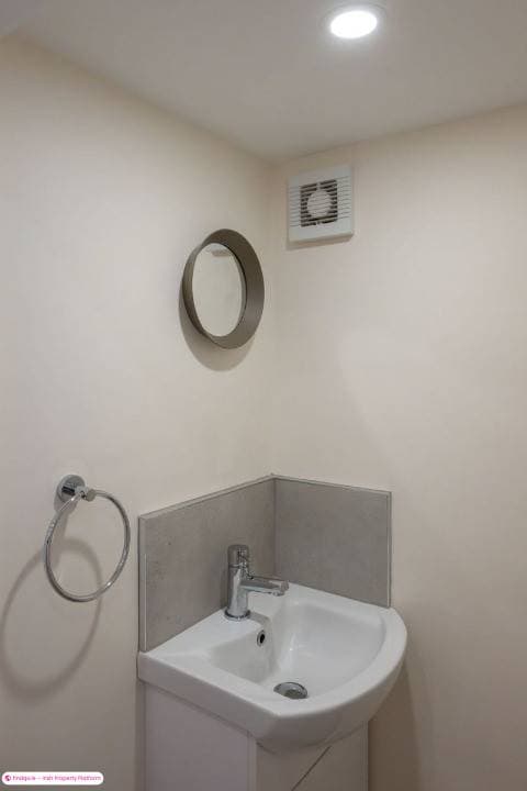 Semi-detached house for Sale in Douglas, Cork