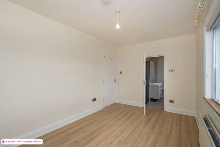 Semi-detached house for Sale in Douglas, Cork