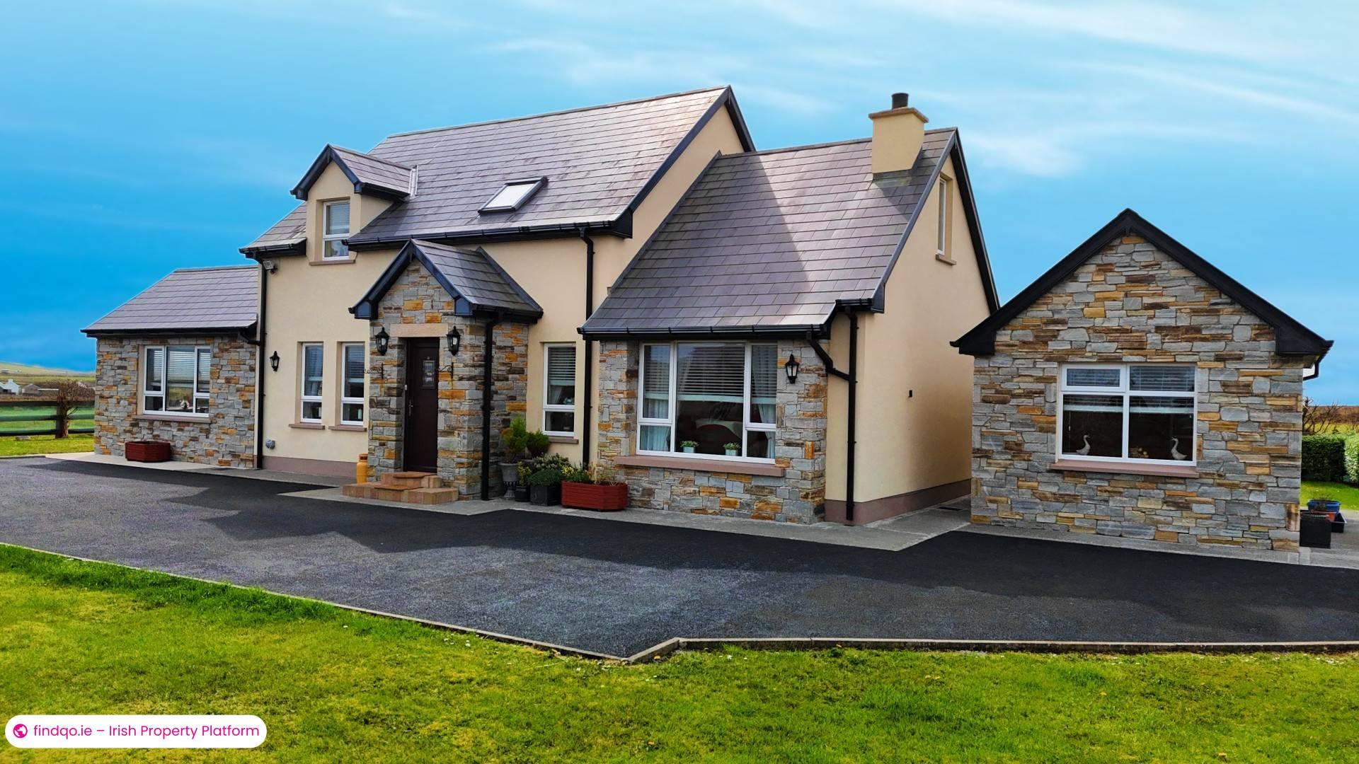 Detached house for Sale in Dungloe, Donegal