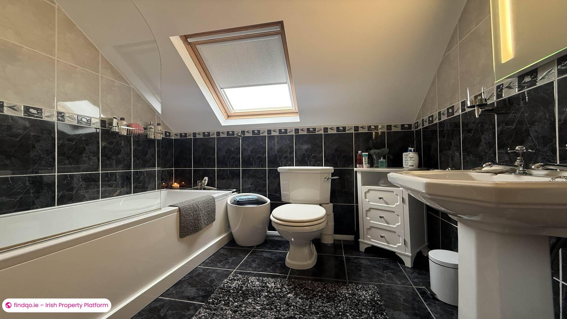 Detached house for Sale in Dungloe, Donegal