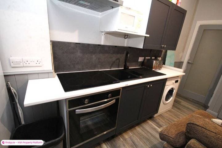 1 Bedroom Apartment for Sharing in Howth, Dublin (County)