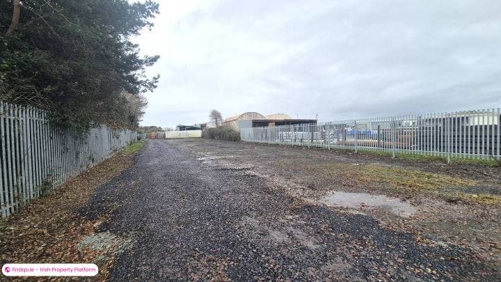 Commercial Site for Rent in Ballymount, Dublin 12