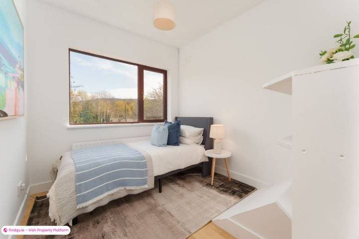 Semi-detached house for Sale in Ballinteer, Dublin 16