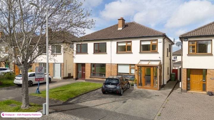 Semi-detached house for Sale in Ballinteer, Dublin 16