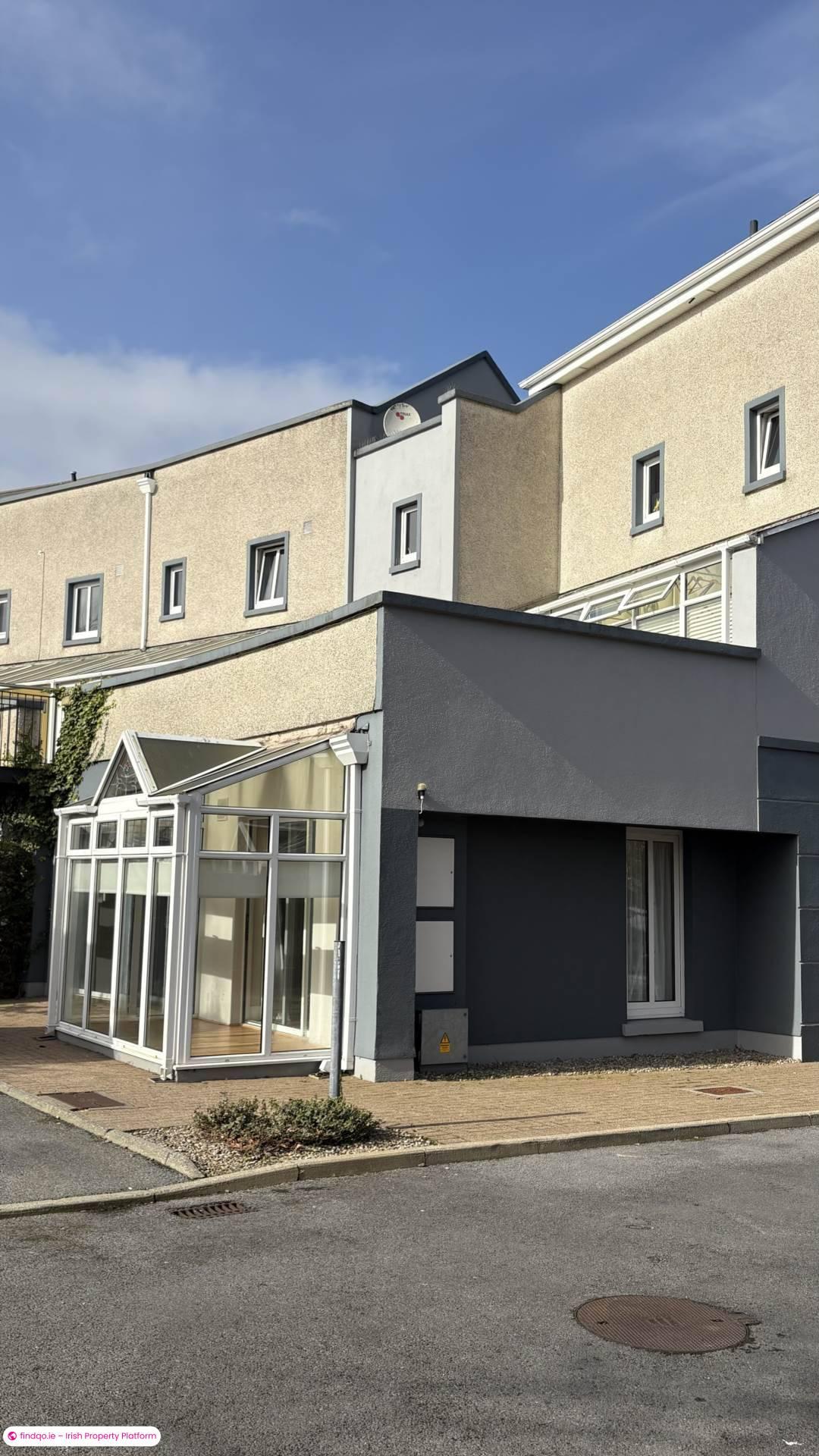 2 Bedroom Apartment for Rent in 2 Crescent Green, The Crescent, Galway