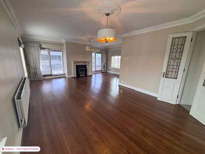 3 Bedroom Apartment for Rent in Sandymount, Dublin 4