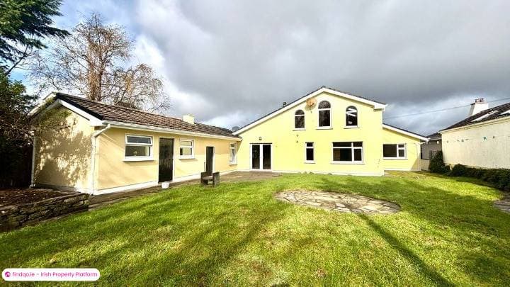 Detached house for Sale in Castlebar, Mayo