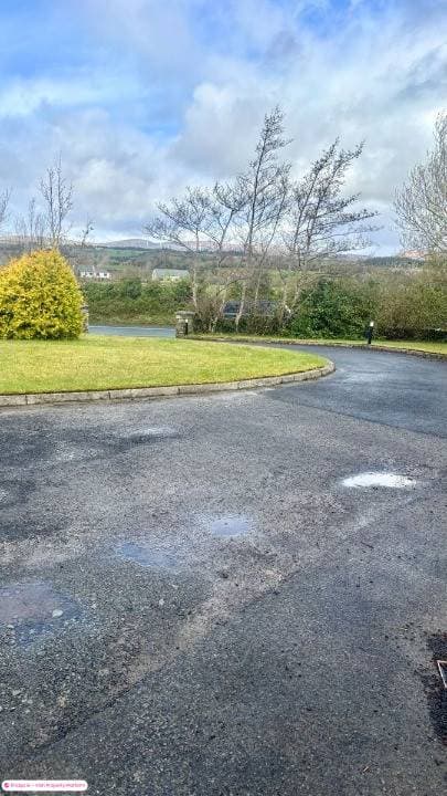 Detached house for Sale in Castlebar, Mayo
