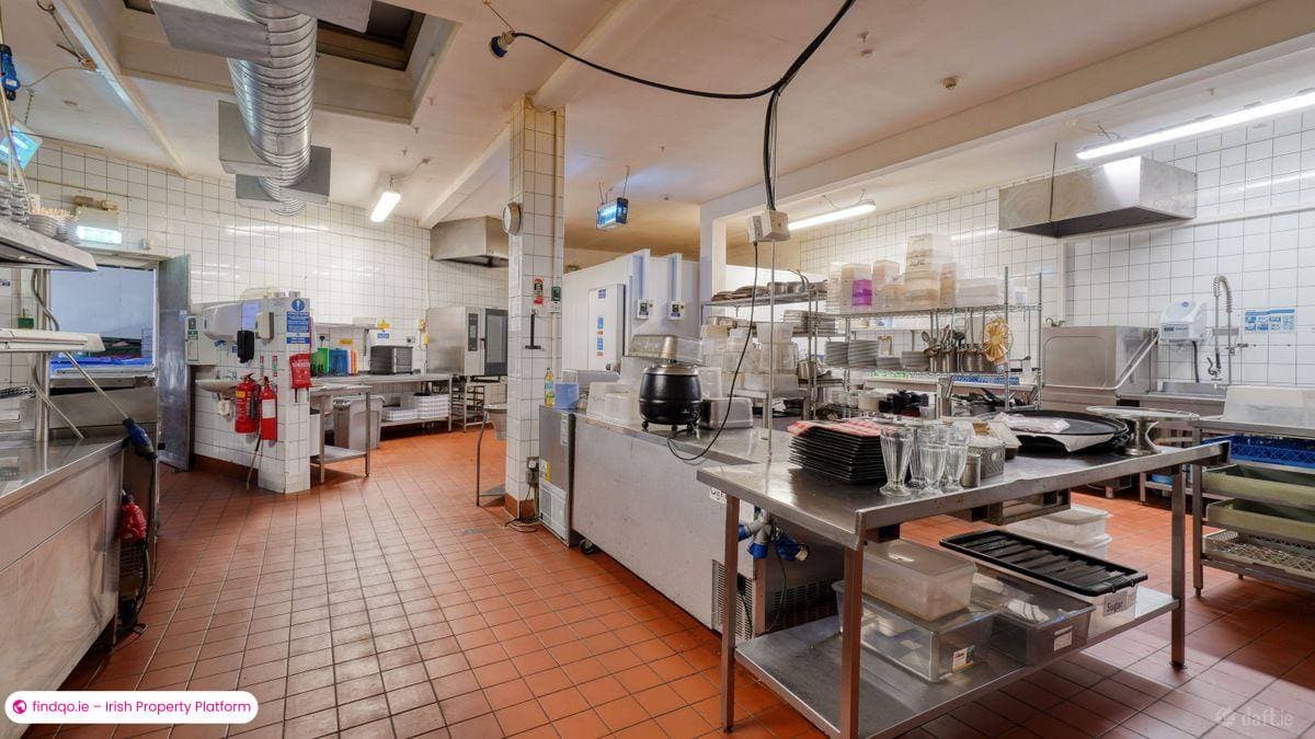 Restaurant / Bar / Hotel for Rent in Portlaoise, Laois