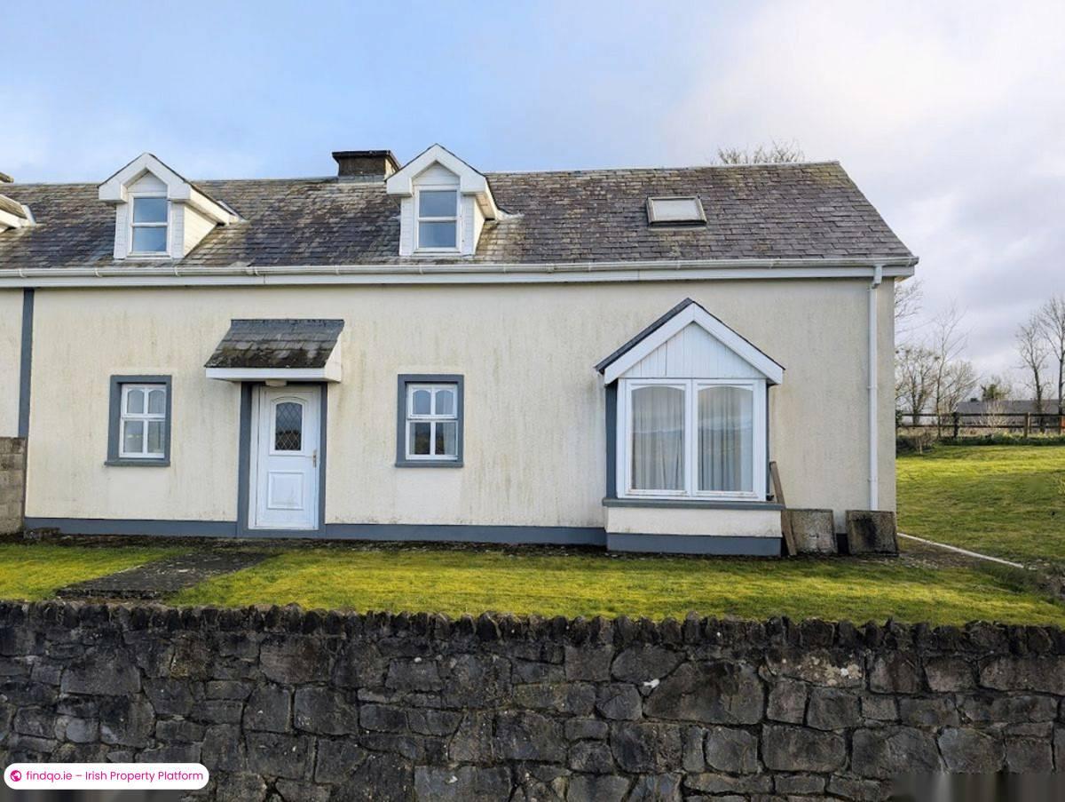 Semi-detached house for Sale in Nenagh, Tipperary