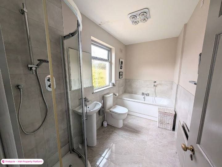 Bungalow for Sale in Nenagh, Tipperary