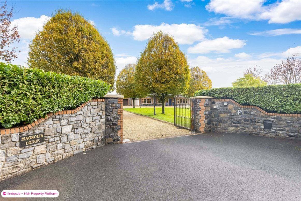 Bungalow for Sale in Oldtown, Dublin (County)