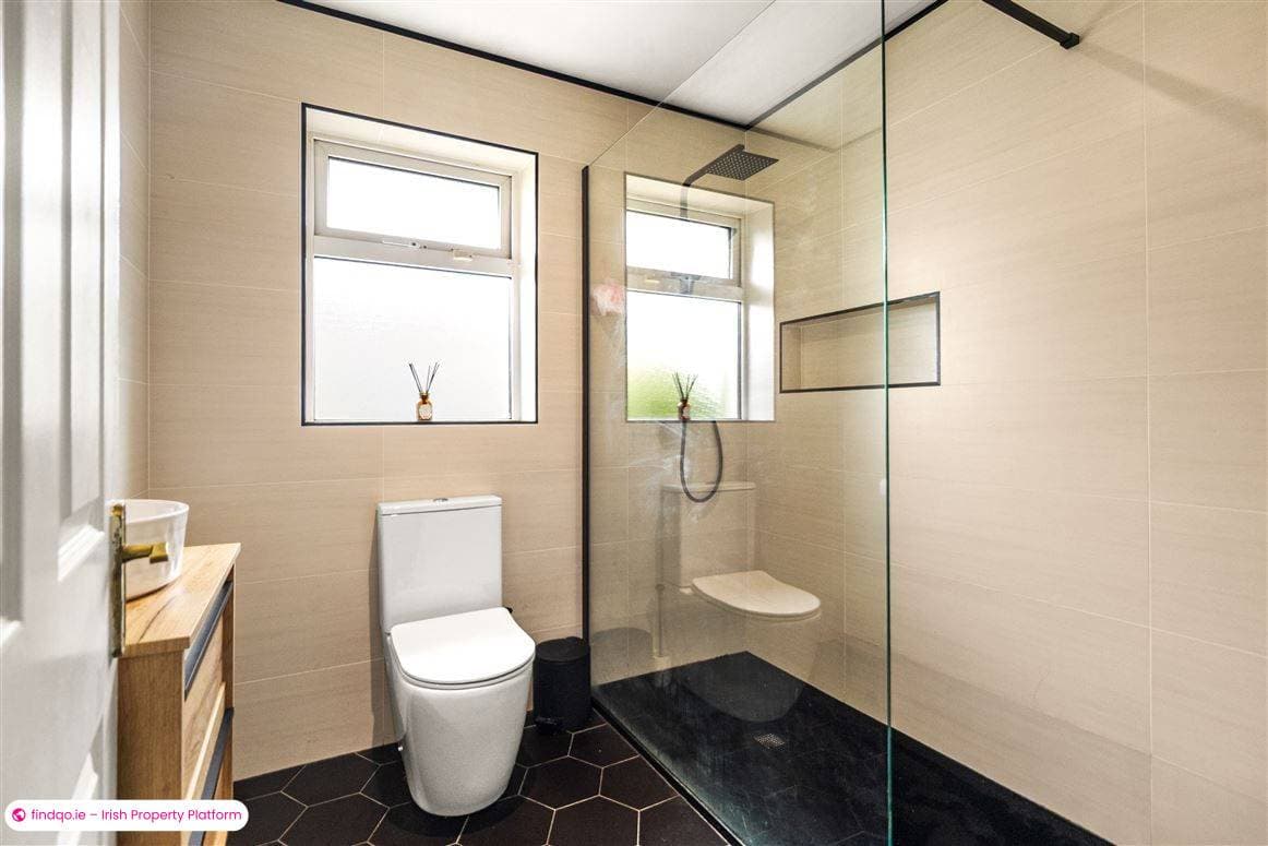 Detached house for Sale in Glanmire, Cork