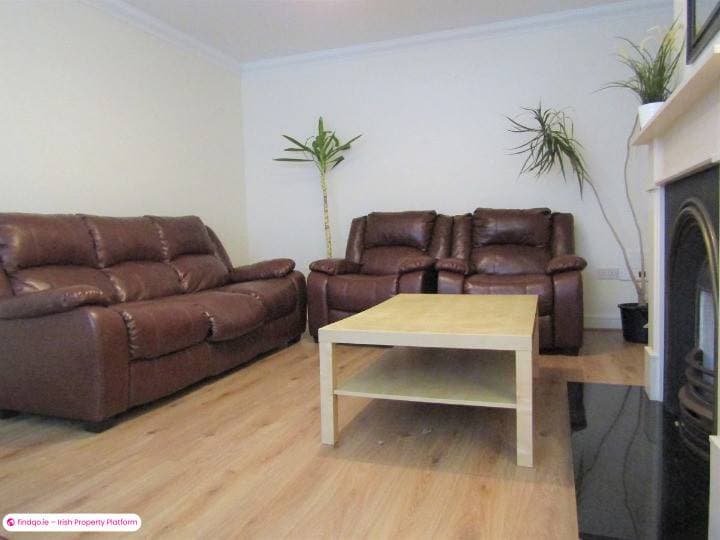 Semi-detached house for Sale in Finglas, Dublin 11