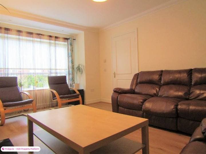 Semi-detached house for Sale in Finglas, Dublin 11