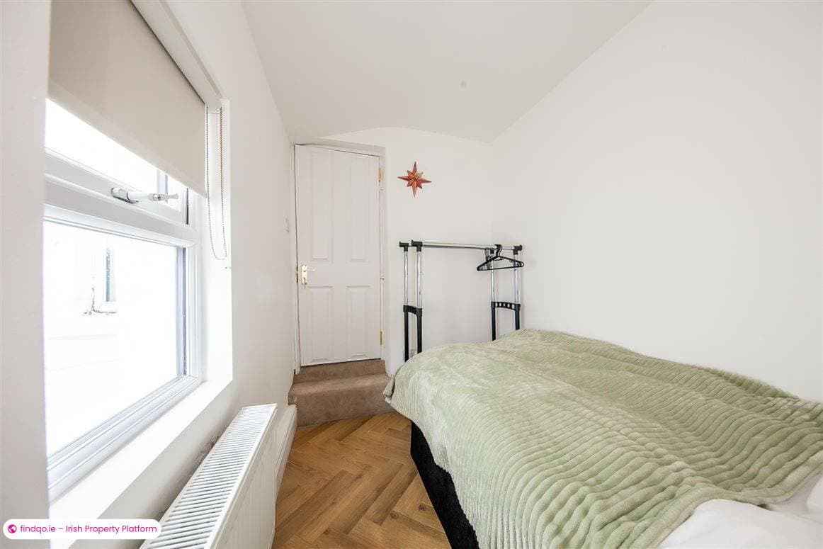 2 Bedroom House for Rent in North Circular Road, Dublin 7