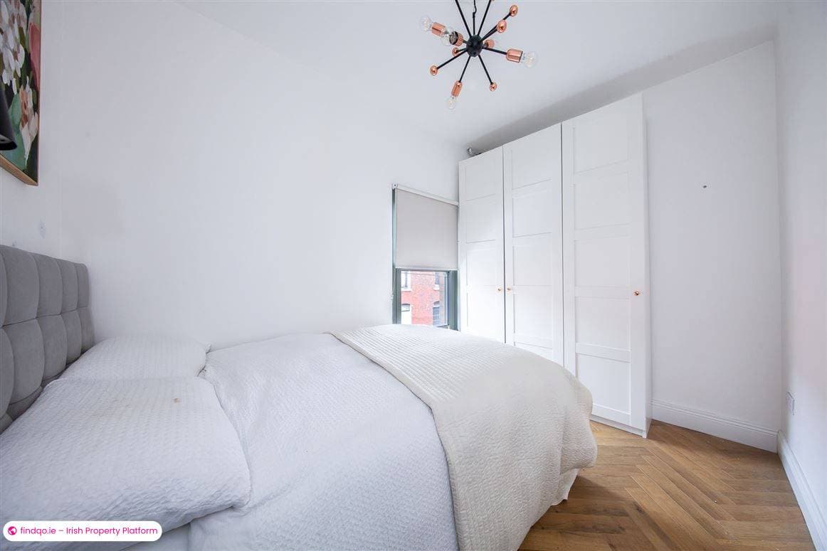 2 Bedroom House for Rent in North Circular Road, Dublin 7