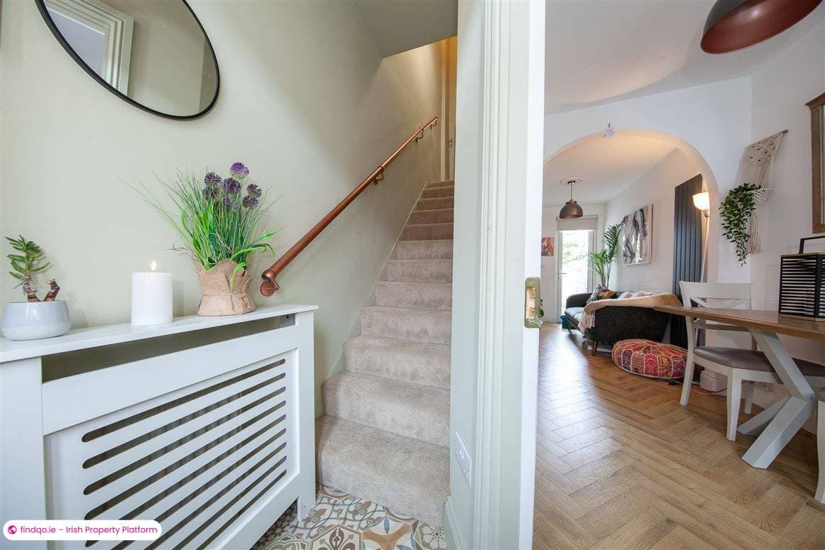 2 Bedroom House for Rent in North Circular Road, Dublin 7