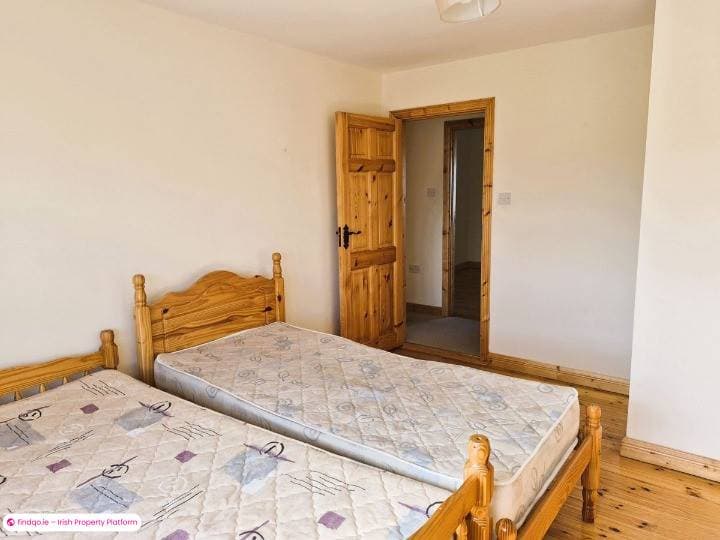 Semi-detached house for Sale in Charlestown, Mayo