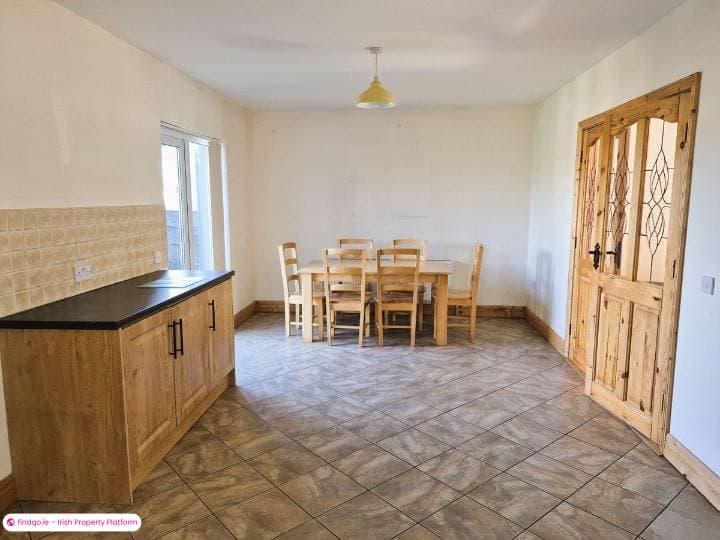 Semi-detached house for Sale in Charlestown, Mayo