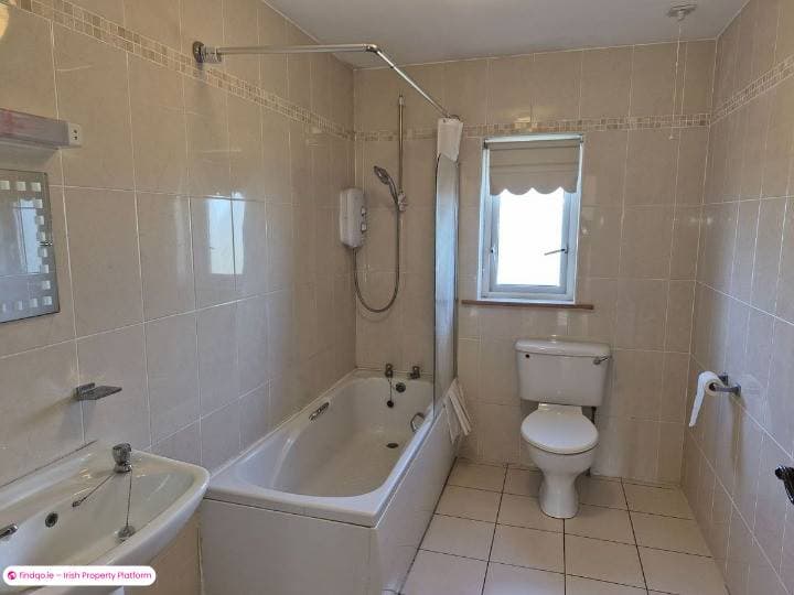 Semi-detached house for Sale in Charlestown, Mayo