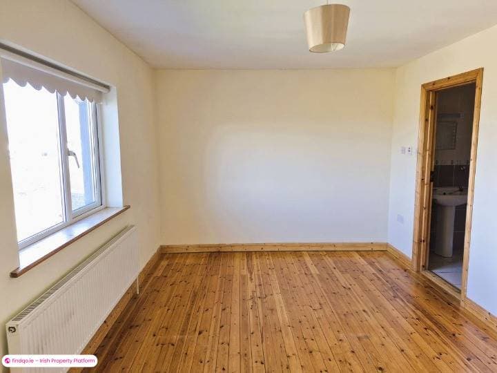 Semi-detached house for Sale in Charlestown, Mayo