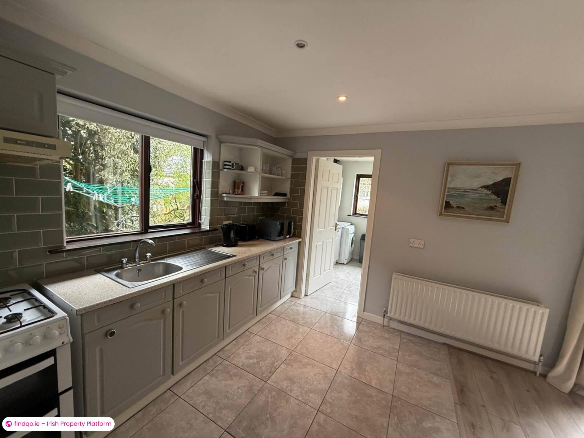 3 Bedroom Semi-detached house for Rent in Lifford Park, South Circular Road, V94 R2TP