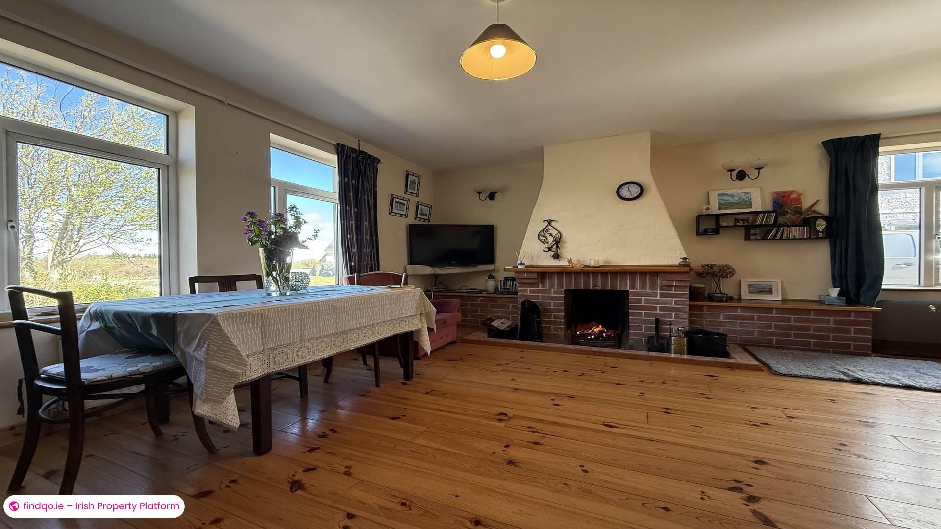Detached house for Sale in Annagry, Donegal