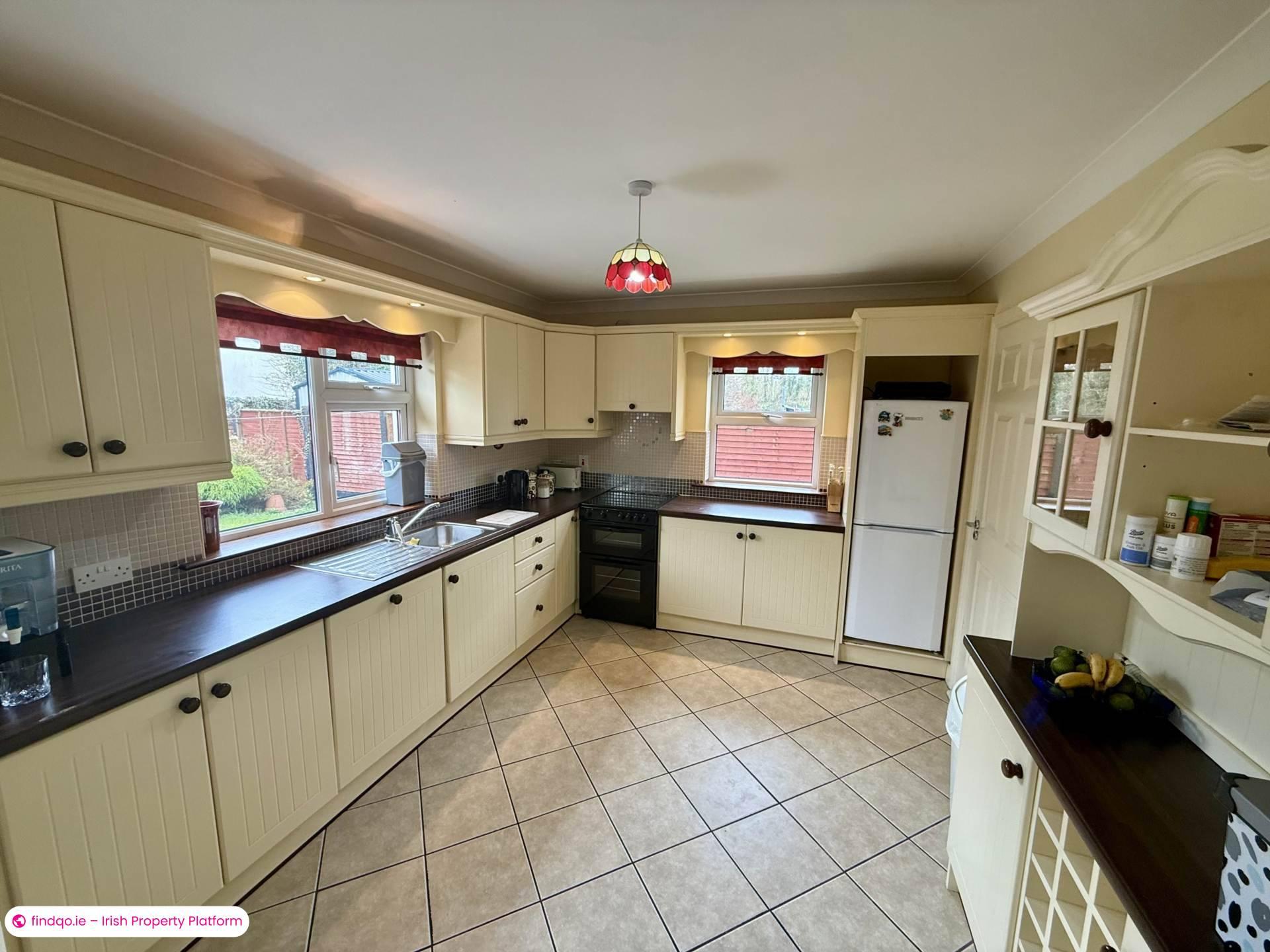 Semi-detached house for Sale in Knock, Clare