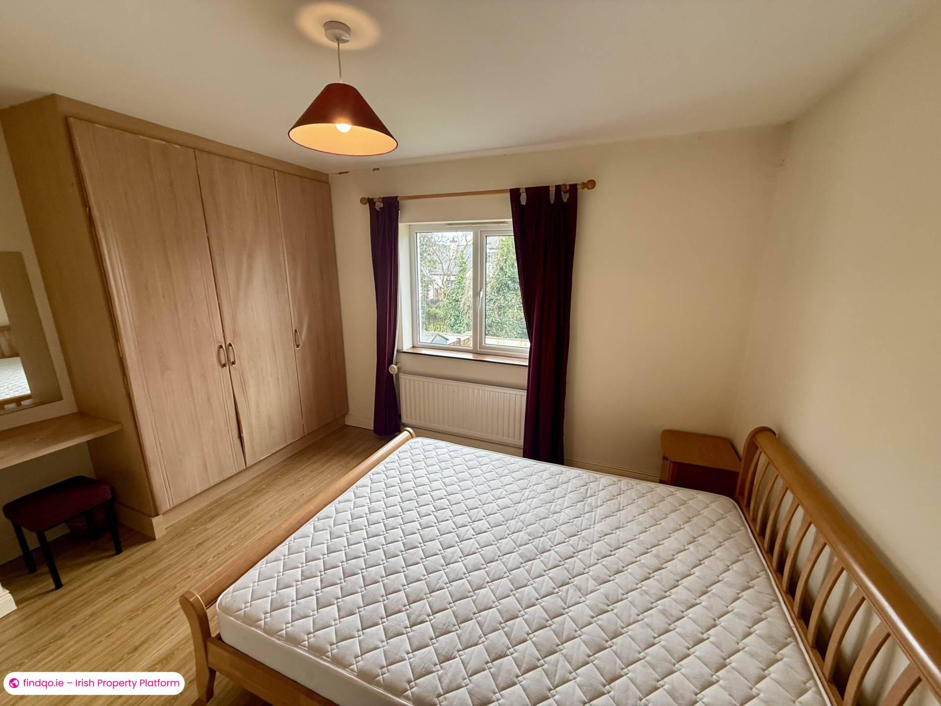 Semi-detached house for Sale in Knock, Clare