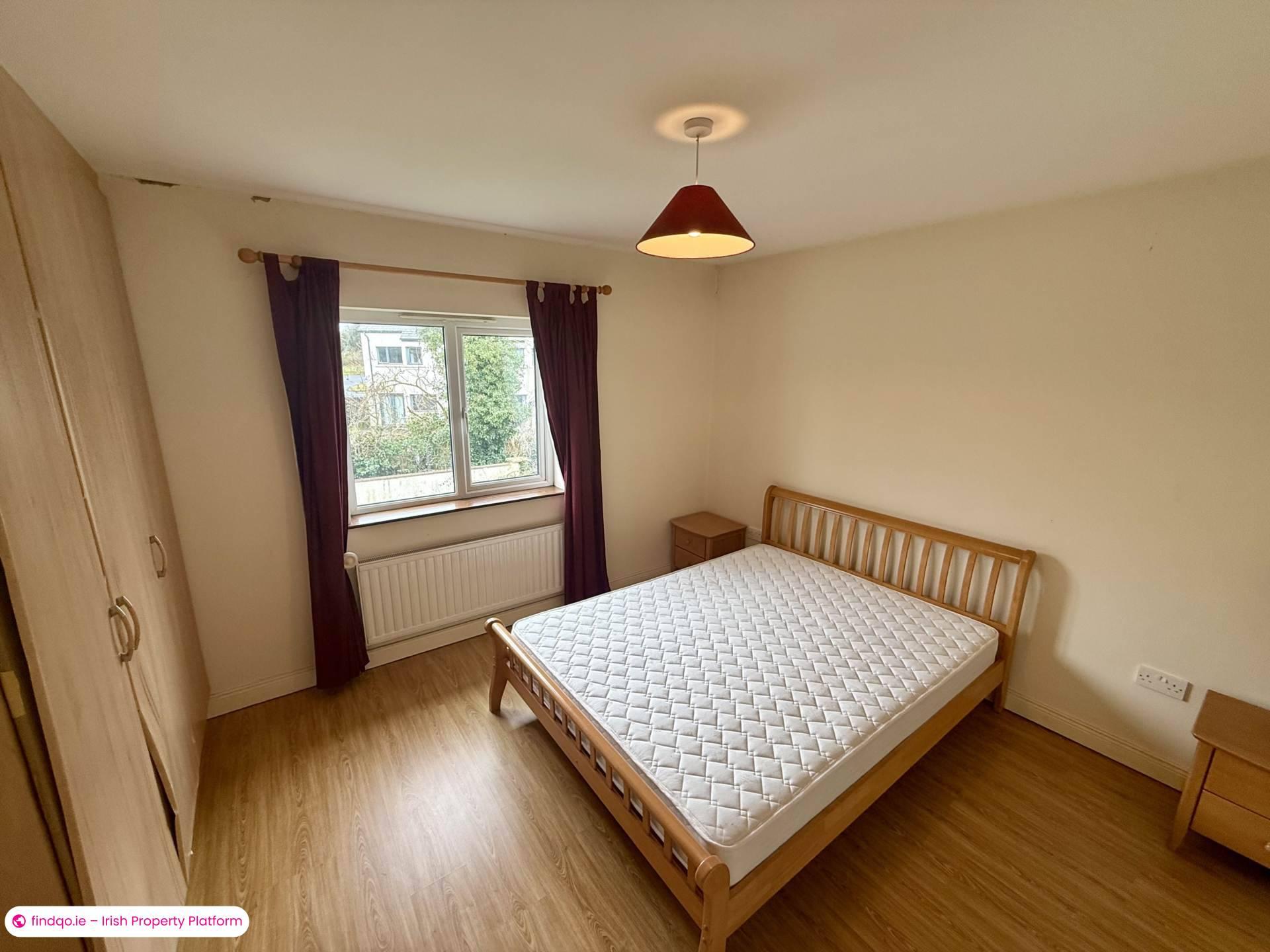 Semi-detached house for Sale in Knock, Clare