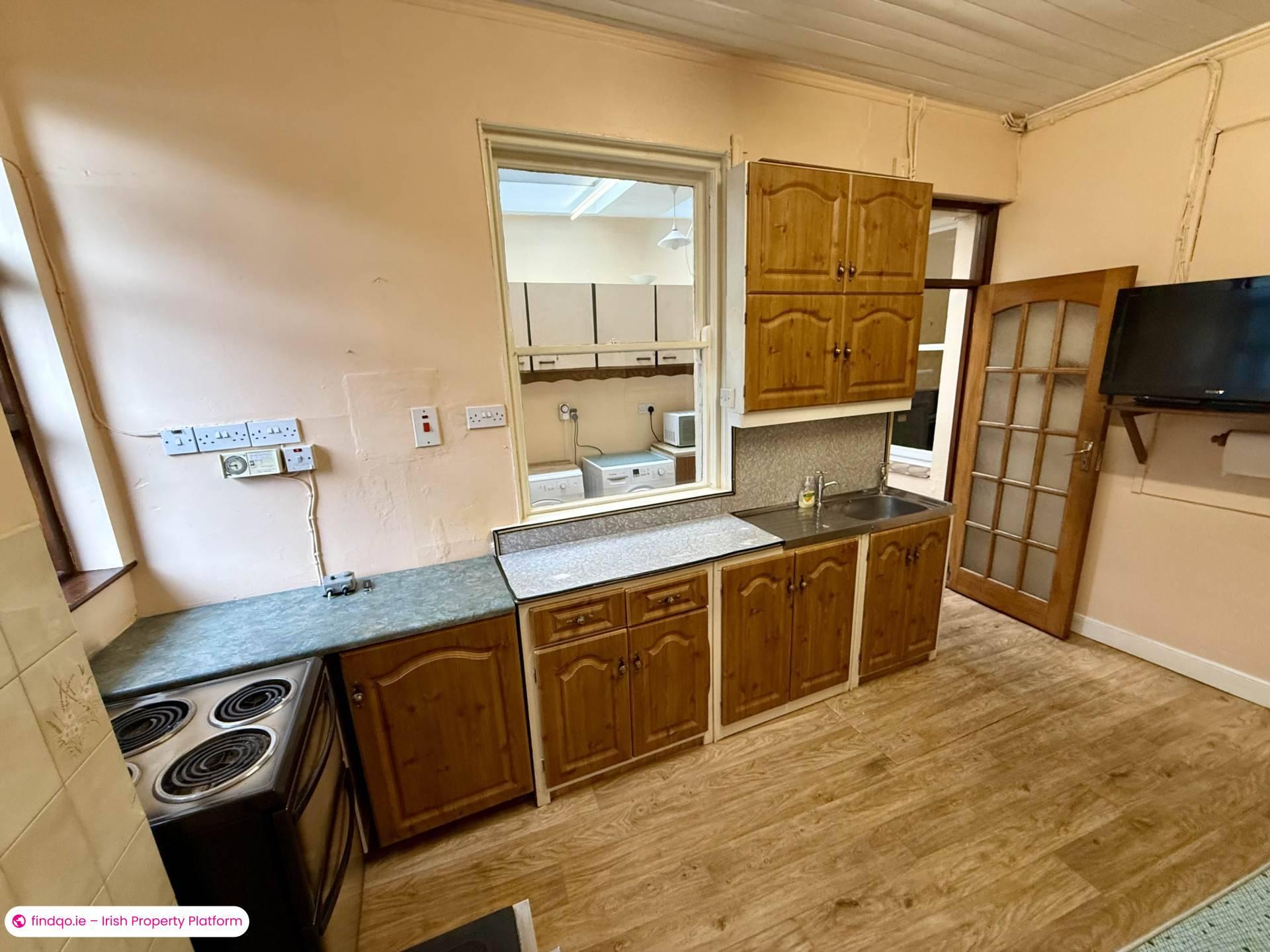 Townhouse for Sale in Ballyhaunis, Mayo