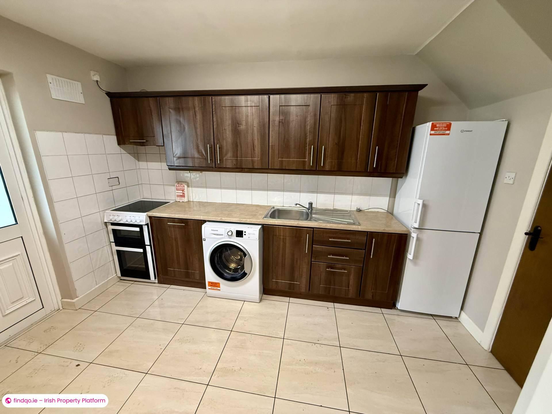 Semi-detached house for Sale in Ballyhaunis, Mayo