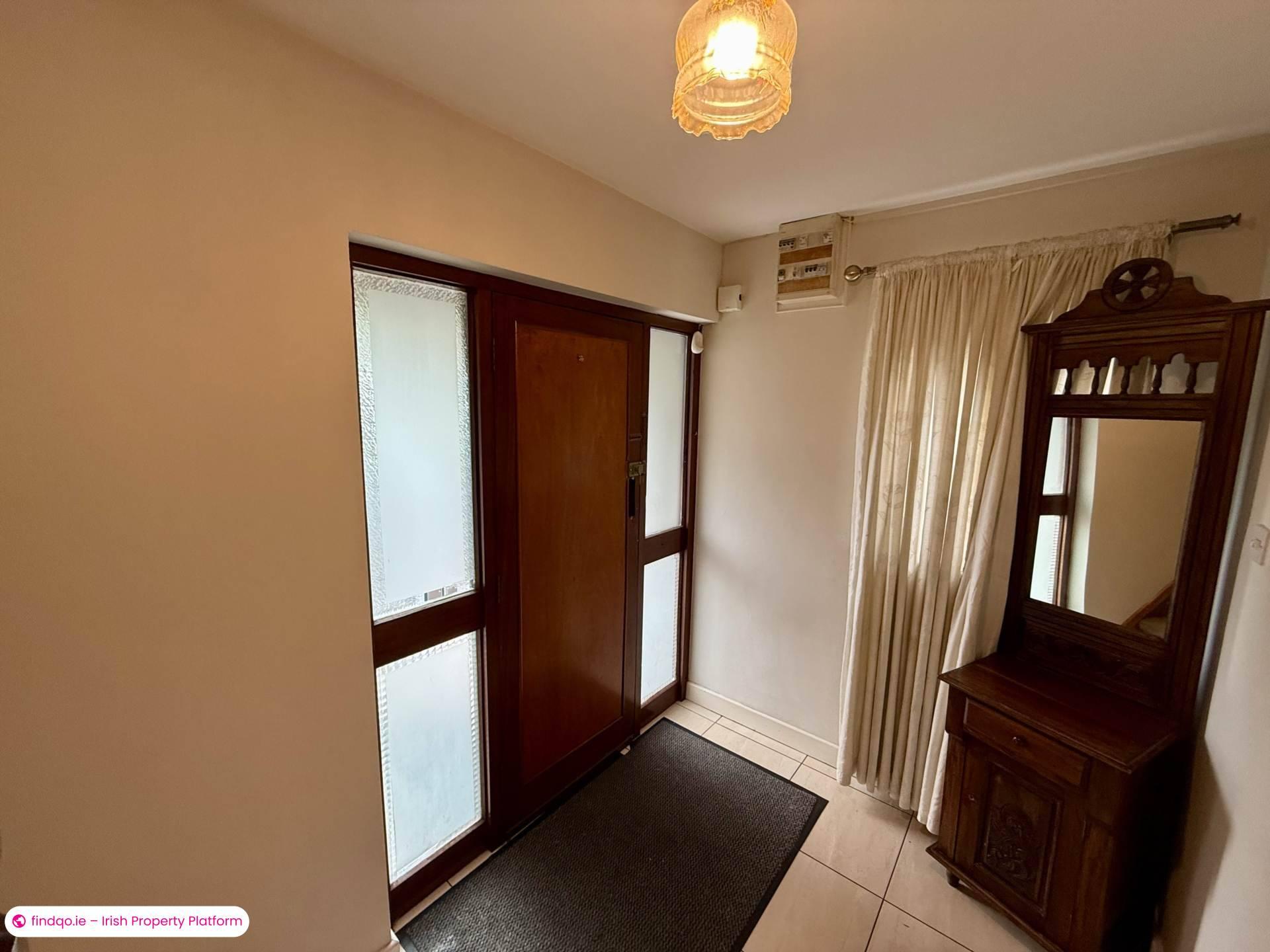 Semi-detached house for Sale in Ballyhaunis, Mayo