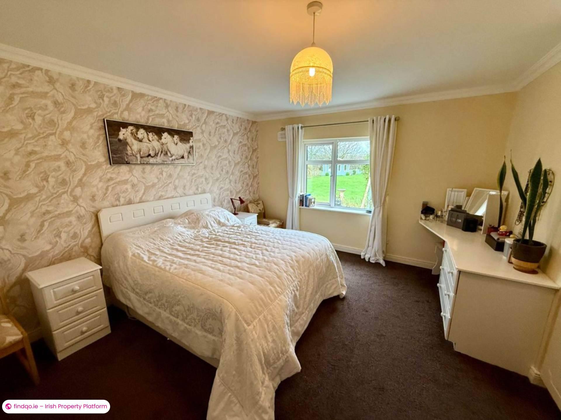 Detached house for Sale in Loughglynn, Roscommon