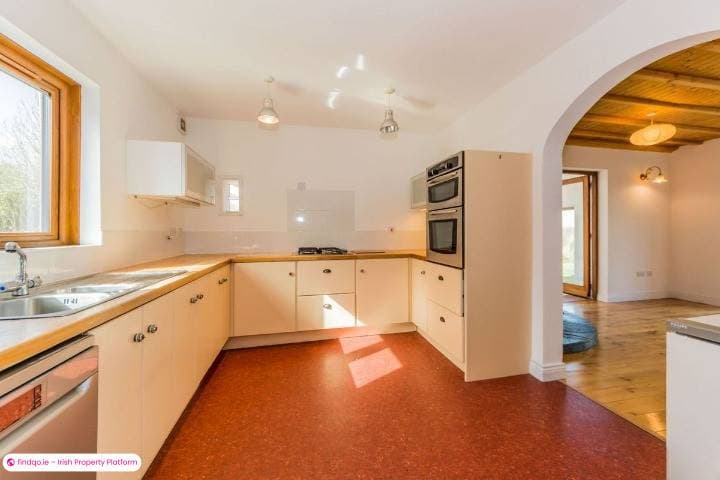 Detached house for Sale in Lowertown, Cork