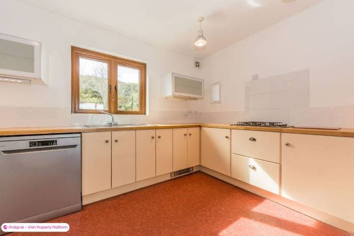 Detached house for Sale in Lowertown, Cork
