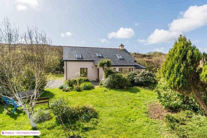 Detached house for Sale in Lowertown, Cork