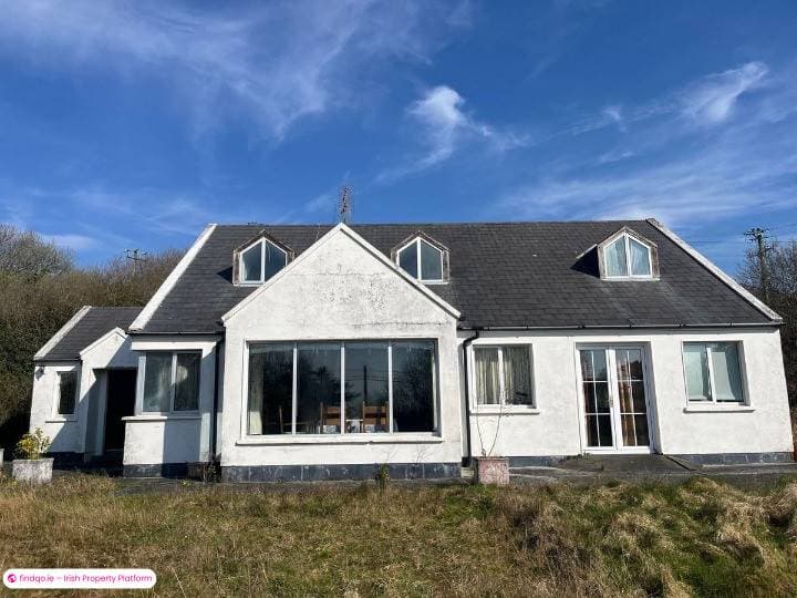 Detached house for Sale in Schull, Cork