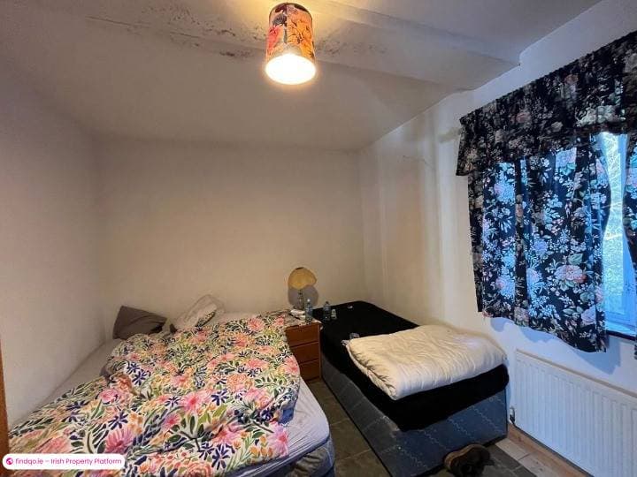 Detached house for Sale in Schull, Cork