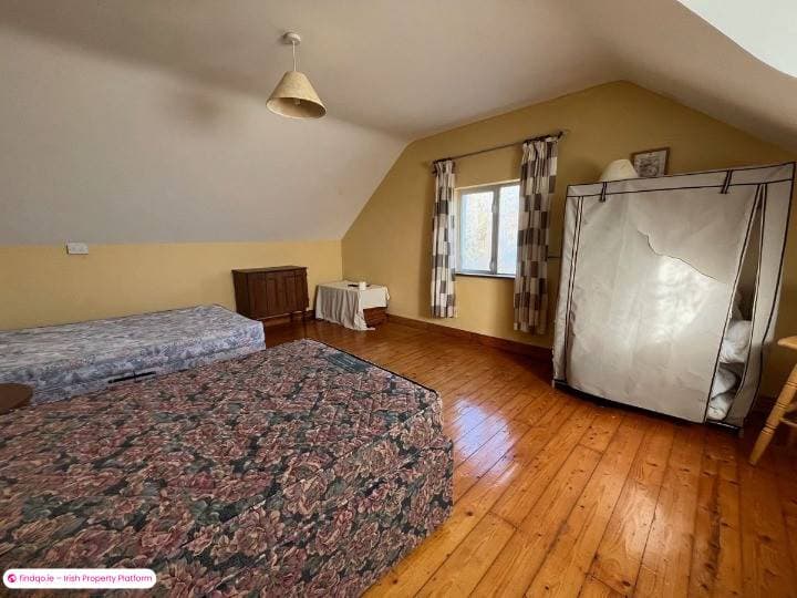 Detached house for Sale in Schull, Cork